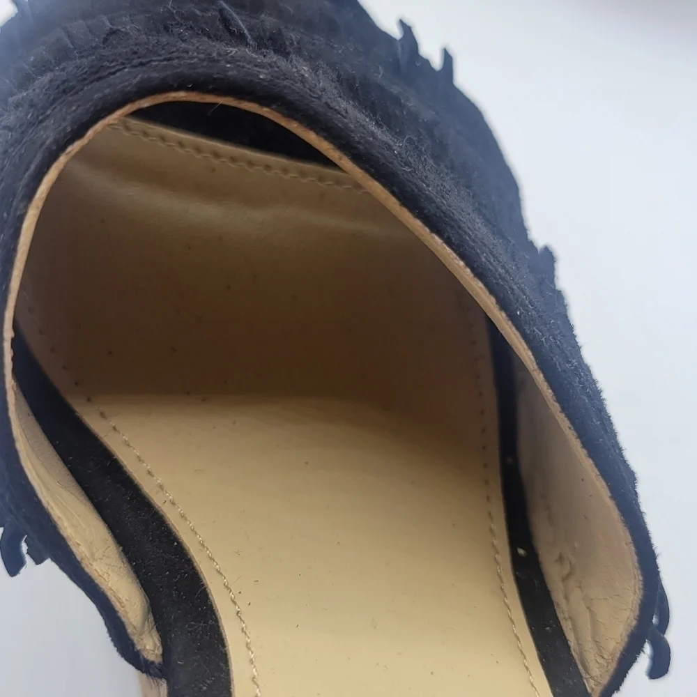 Ivanka Trump leather upper platform with fringe details size 71/2m